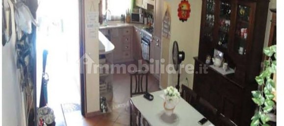 3 bedrooms Apartment in Rome, Italy No. 201735 4