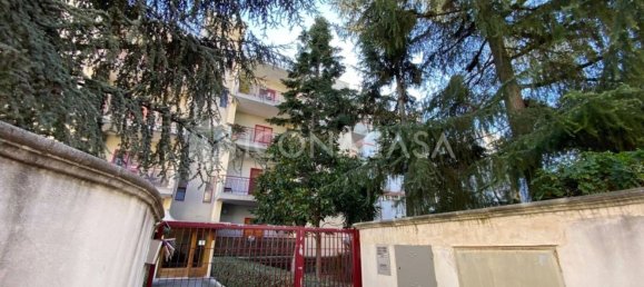 3 rooms Apartment in Modugno, Italy No. 17807 17