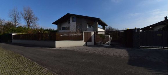 Квартира с 4 комнатами в Капьяго Интимьяно, Италия № 333713 45