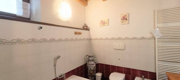 3 Schlafzimmer Haus in Bardolino, Italy, Nr. 289528 5