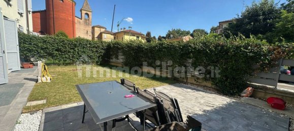 2 Schlafzimmer Wohnung in Formigine, Italy, Nr. 351913 4