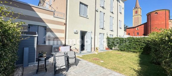2 Schlafzimmer Wohnung in Formigine, Italy, Nr. 351913 2