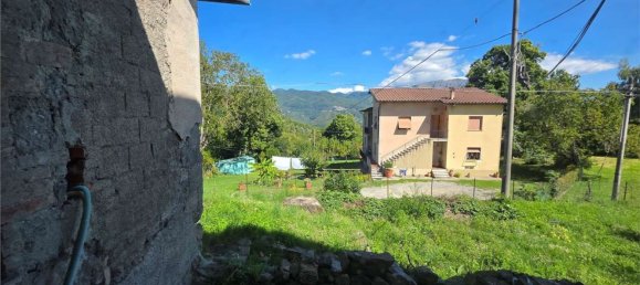 8 bedrooms House in Camporgiano, Italy No. 379726 8