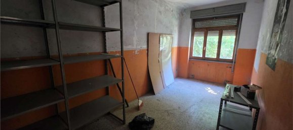 8 bedrooms House in Camporgiano, Italy No. 379726 12