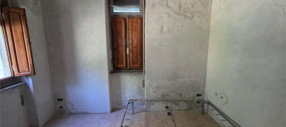 8 bedrooms House in Camporgiano, Italy No. 379726 23