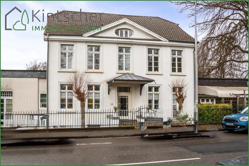 Apartamento de 3 dormitorios en Leverkusen, Germany No. 95362