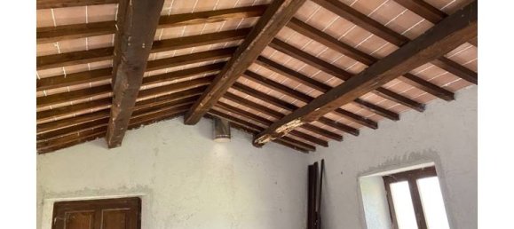 Casa de 5 habitaciónes en Valtopina, Italy No. 255109 7