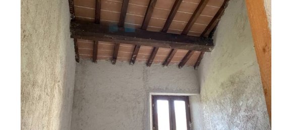 Casa de 5 habitaciónes en Valtopina, Italy No. 255109 6