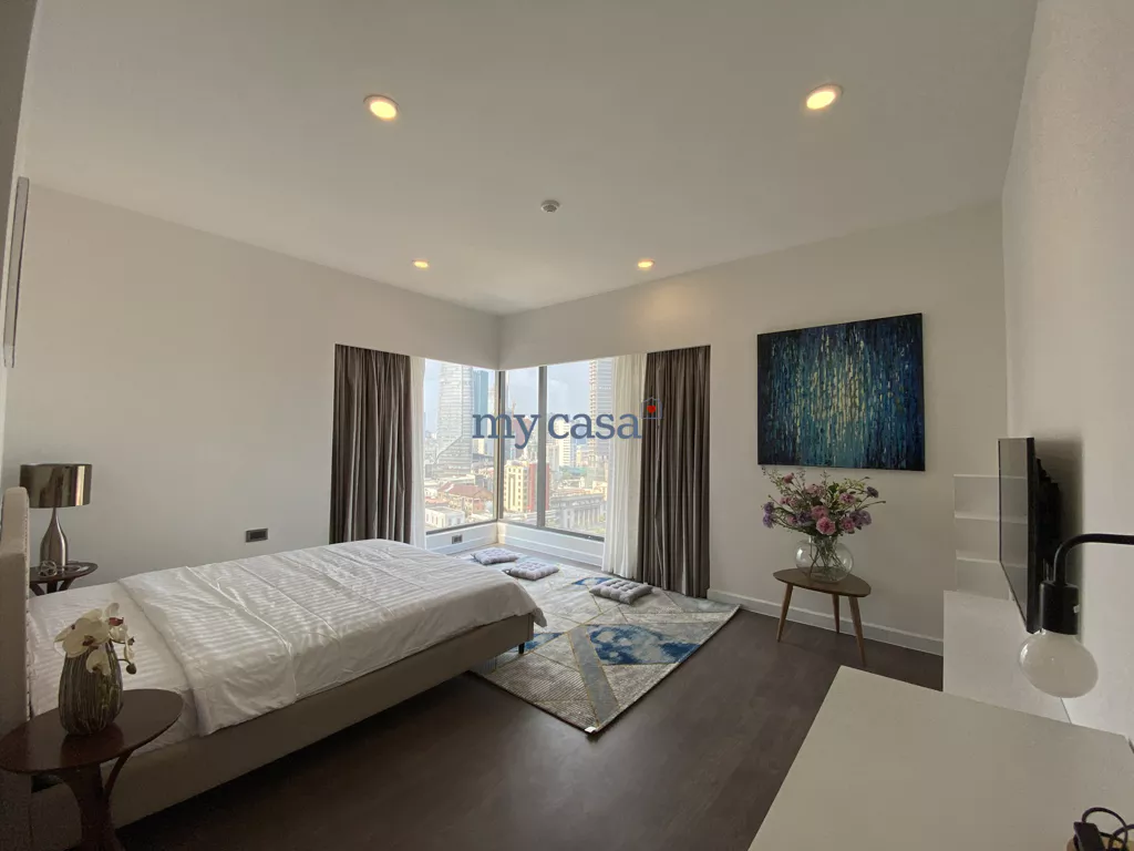 3 dormitorios apartamento en alquiler en District 4, Ho Chi Minh, Vietnam № 9420