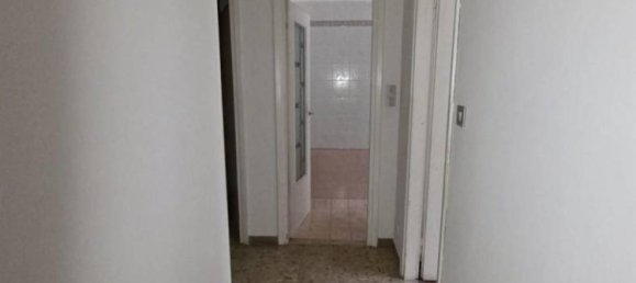 2 bedrooms Apartment in Mantua, Italy No. 301923 4