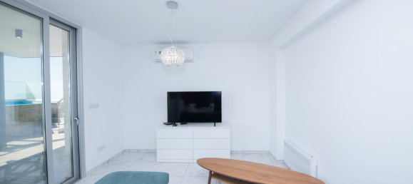 3 bedrooms Apartment in Germasogeia, Cyprus No. 23422 4