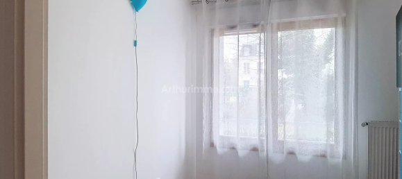 2 Schlafzimmer Wohnung in Fontenay-sous-Bois, France, Nr. 145075 4