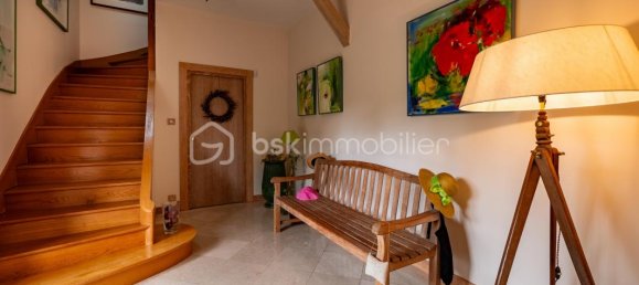 5 bedrooms House in Yonne, France No. 362671 10