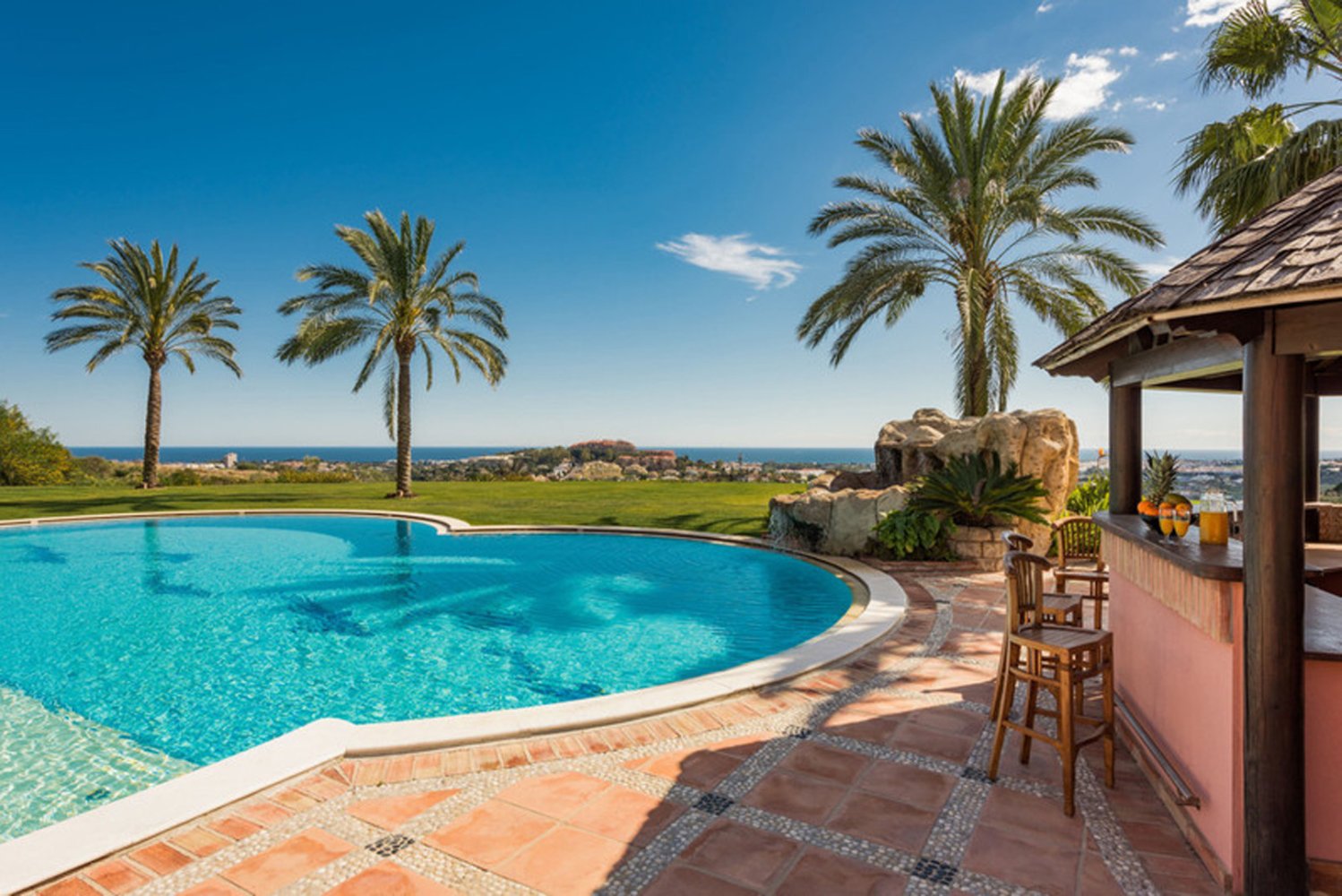 Villa de 8 dormitorios en Marbella, Spain No. 123743