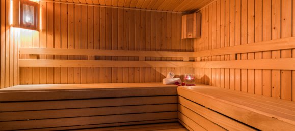 Villa de 8 dormitorios en Marbella, Spain No. 123743 11