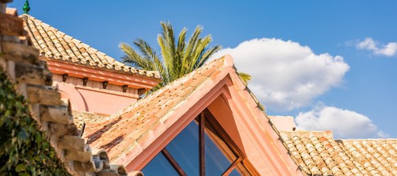 Villa de 8 dormitorios en Marbella, Spain No. 123743 9