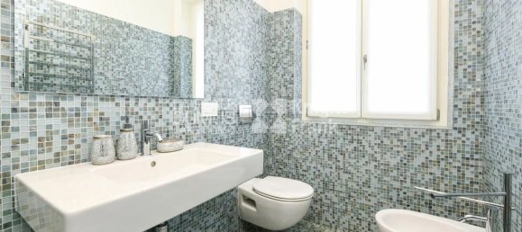 5 bedrooms Villa in Tremezzina, Italy No. 56703 45