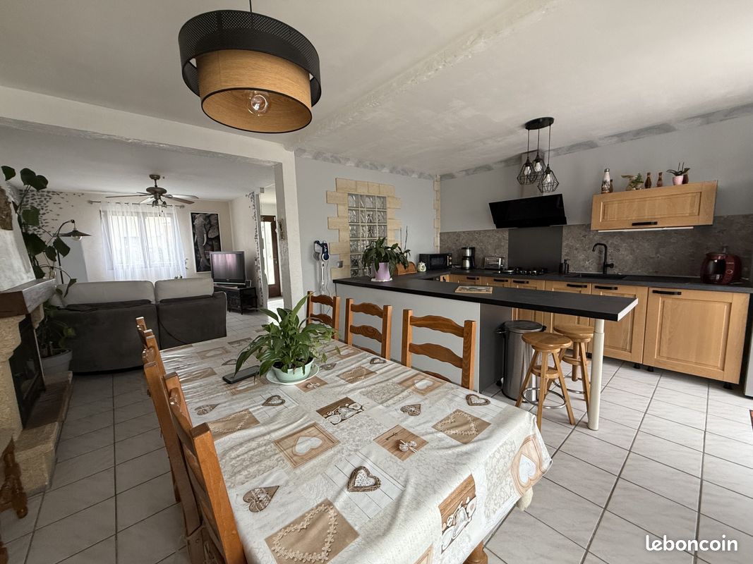 3 chambres Maison à Le Blanc-Mesnil, France No. 163209