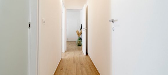 3 rooms Apartment in Carpi, Italy No. 18453 8