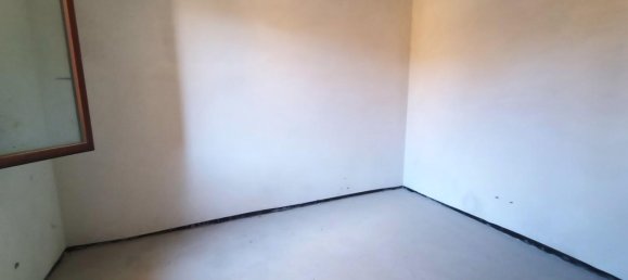 3 rooms Apartment in Castelfranco Piandiscò, Italy No. 231708 13