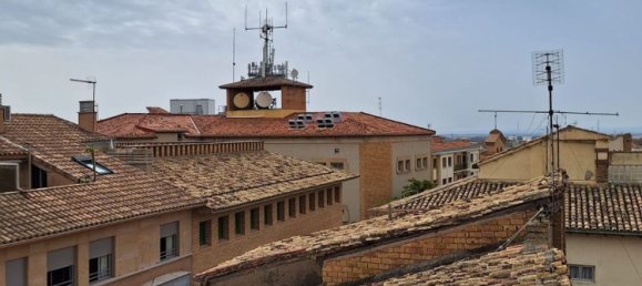 Bâtiment à Huesca, Spain 412m² No. 21830 4