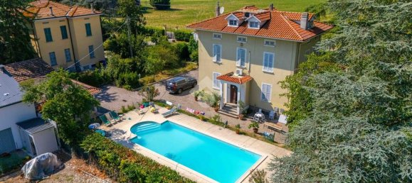 7 bedrooms Villa in Parma, Italy No. 380196 31