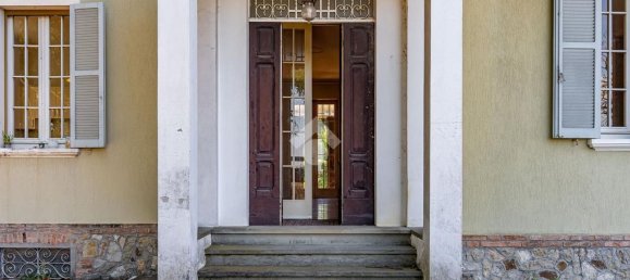 7 bedrooms Villa in Parma, Italy No. 380196 29