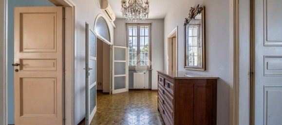 7 bedrooms Villa in Parma, Italy No. 380196 20