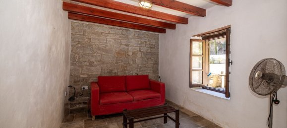 2 bedrooms Villa in Tochni, Cyprus No. 22379 8