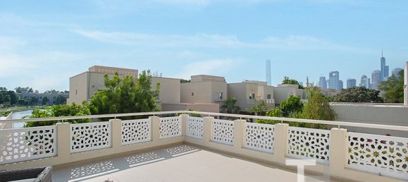 Villa de 4 dormitorios en Meadows, UAE No. 94418 13