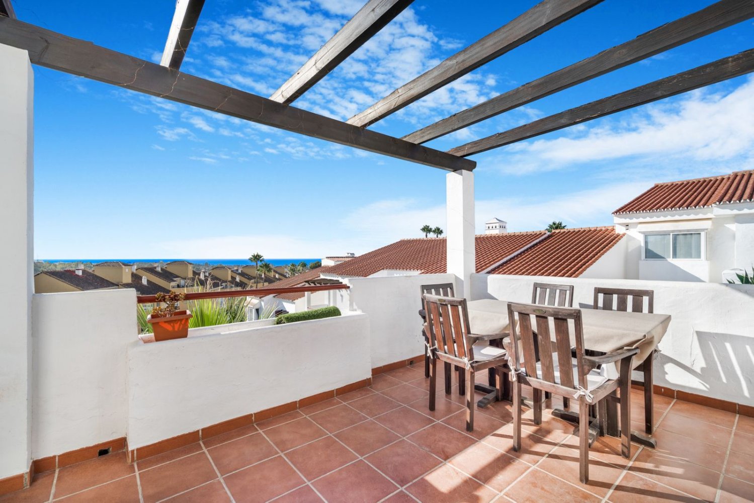 2 Schlafzimmer Penthouse in Estepona, Spain, Nr. 137933