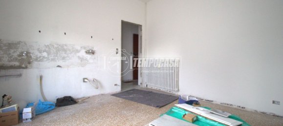 2غرفة شقة في Turin, Italy رقم 125974 12