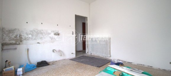 2غرفة شقة في Turin, Italy رقم 125974 10