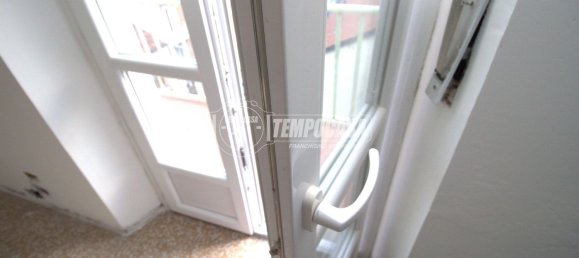 2غرفة شقة في Turin, Italy رقم 125974 14