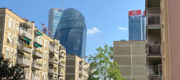 Квартира с 2 комнатами в Милан, Италия № 338109 2