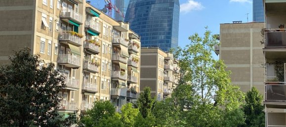 Квартира с 2 комнатами в Милан, Италия № 338109 4