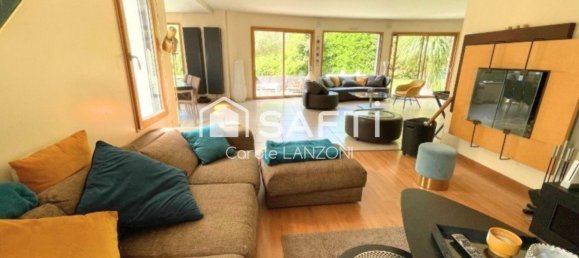 6 bedrooms House in Bruz, France No. 361118 7