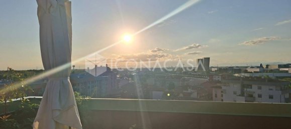 4 rooms Penthouse in Pero, Italy No. 23649 2