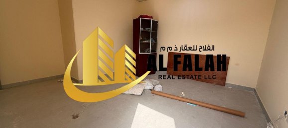 Склад 3291м² в Al Sajaa, ОАЭ № 104691 3