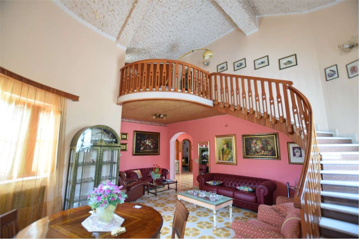 10غرفة فيلا في Favara, Italy رقم 133780