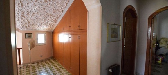 10غرفة فيلا في Favara, Italy رقم 133780 2