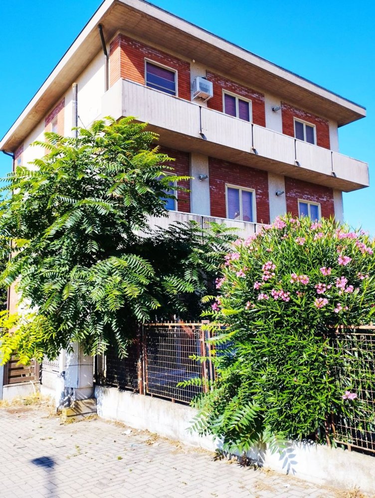 10-Zimmer Villa in Conselice, Italy, Nr. 150132