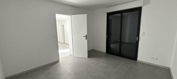 Квартира с 2 спальнями в Кальви, Франция № 217457 3