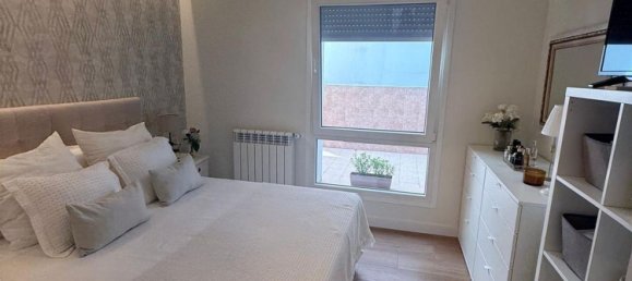 3 Schlafzimmer Wohnung in Gijon, Spain, Nr. 162786 2