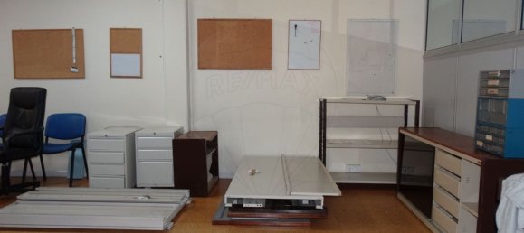 57m² Commercial property in Lisbon, Portugal No. 68256 8