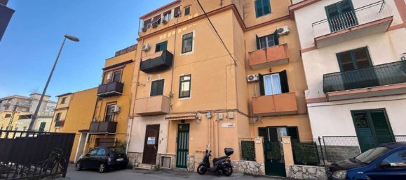 2 rooms Apartment in Palermo, Italy No. 215766 12