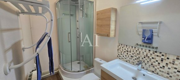 2 bedrooms Apartment in Bourges, France No. 233963 5