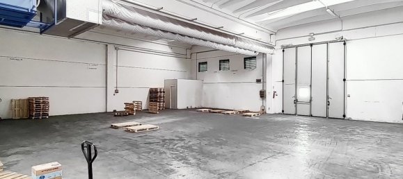 649m² Building in Perugia, Italy No. 47693 9