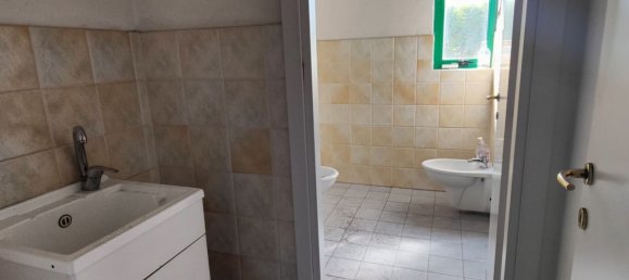 649m² Building in Perugia, Italy No. 47693 13