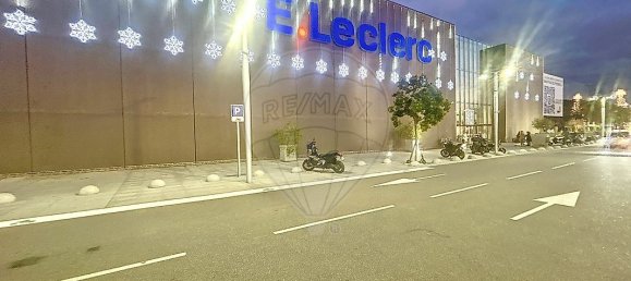 Propriété commerciale à Afa, France 44m² No. 56807 10